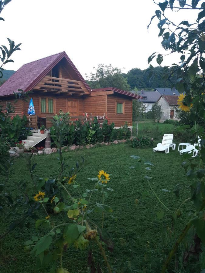 Wooden House "Una" كولين فاكوف المظهر الخارجي الصورة